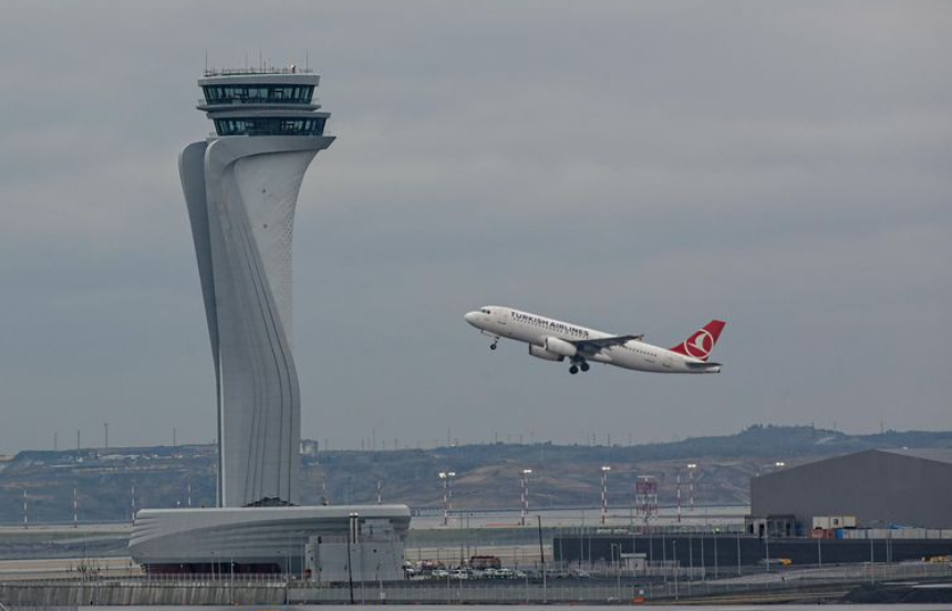 Hava yolu trafiğinde yine değişen olmadı!