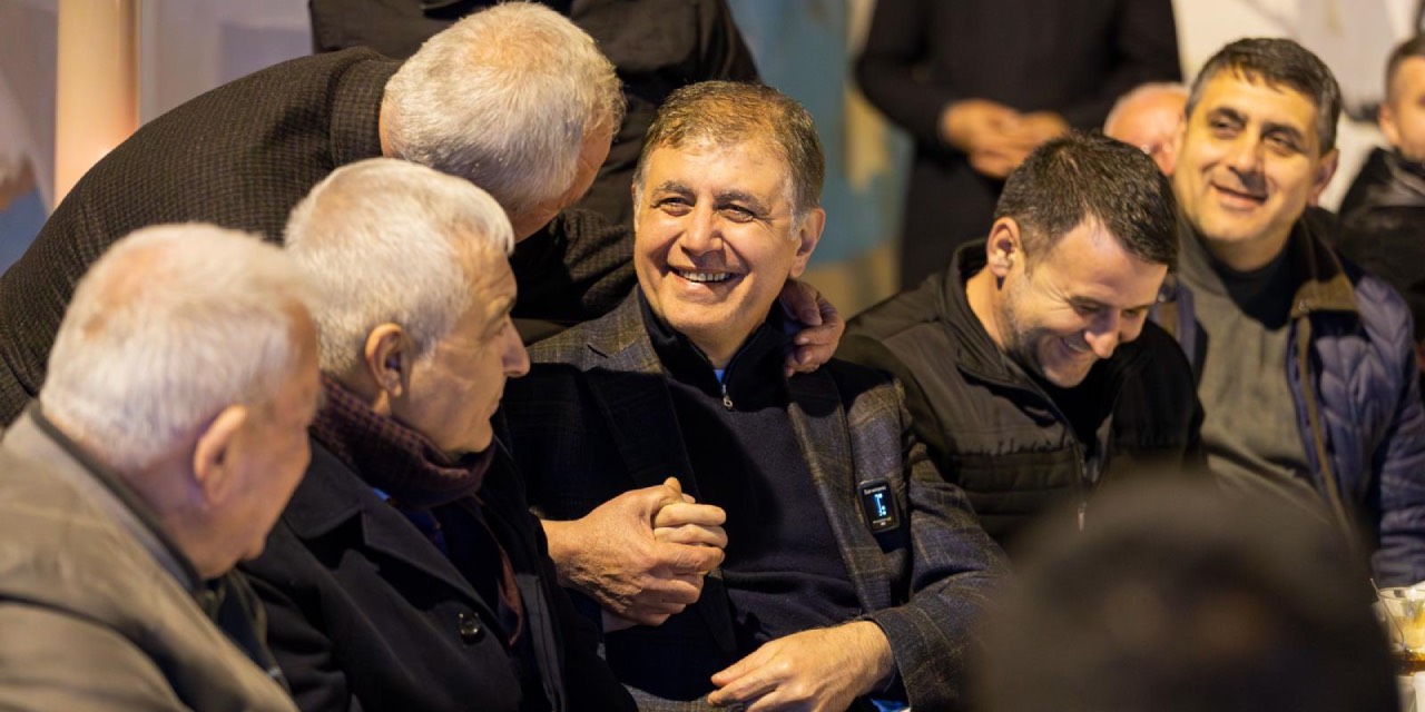 İzmir Büyükşehir Başkanı Tugay, Kemalpaşalılarla sahur sofrasında buluştu