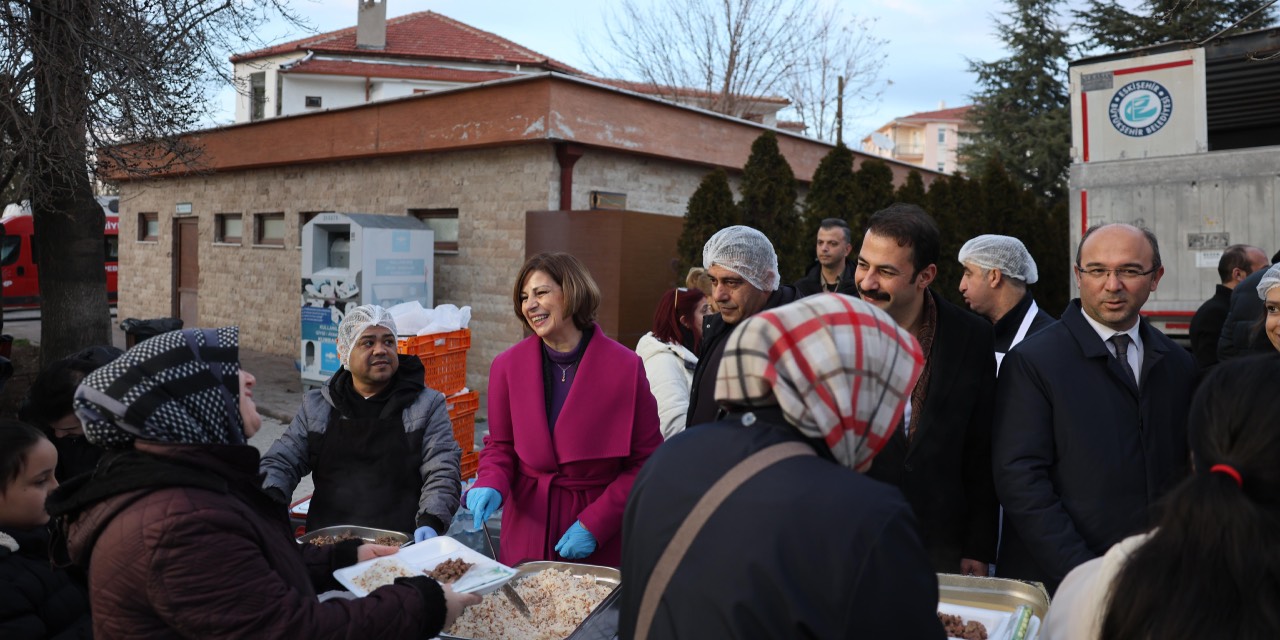 Eskişehir Büyükşehir’in iftar davetleri Seyitgazi’de başladı