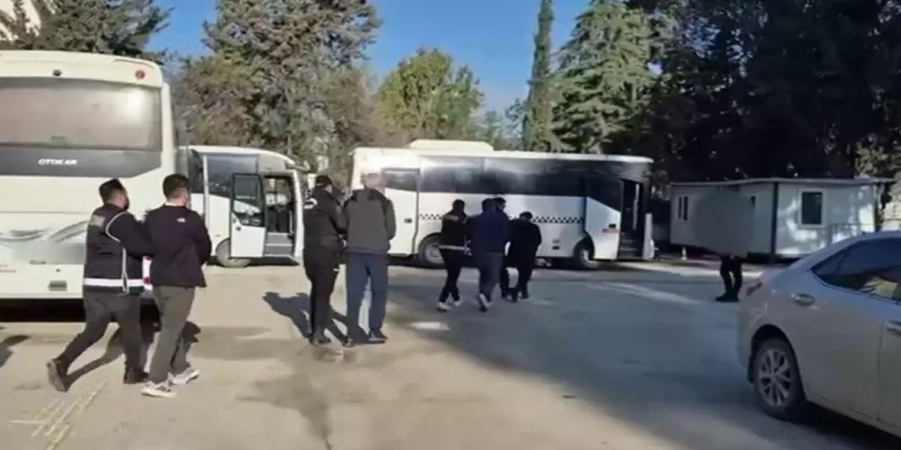 8 ilde eş zamanlı rüşvet ve kaçakçılık operasyonu: 26 şüpheli tutuklandı