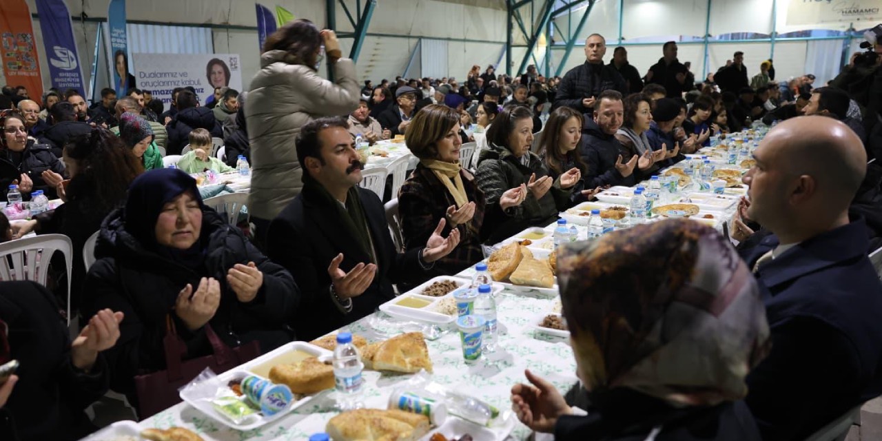 Eskişehir Büyükşehir Belediyesi İnönü’de iftar programı düzenledi