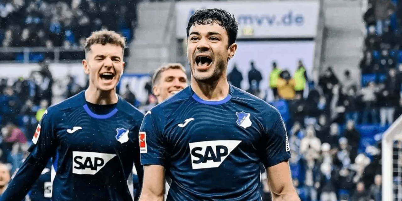 Ozan Kabak’tan sürpriz hamle! Alman vatandaşlığı başvurusu yaptı