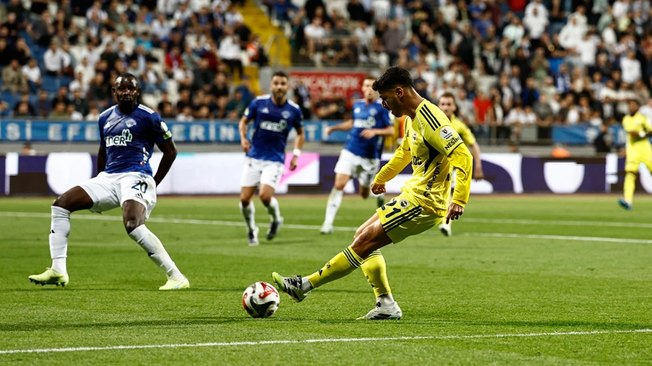 Kasımpaşa'ya Fenerbahçe öncesi büyük şok: Kadroya alınmadılar