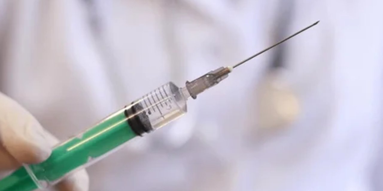 Şırıngayla vücuduna çamaşır suyu enjekte etti! Apar topar hastaneye kaldırıldı