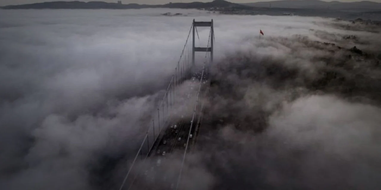 İstanbullular karanlık bir güne uyandı! Meteoroloji uyardı: 72 saat boyunca devam edecek