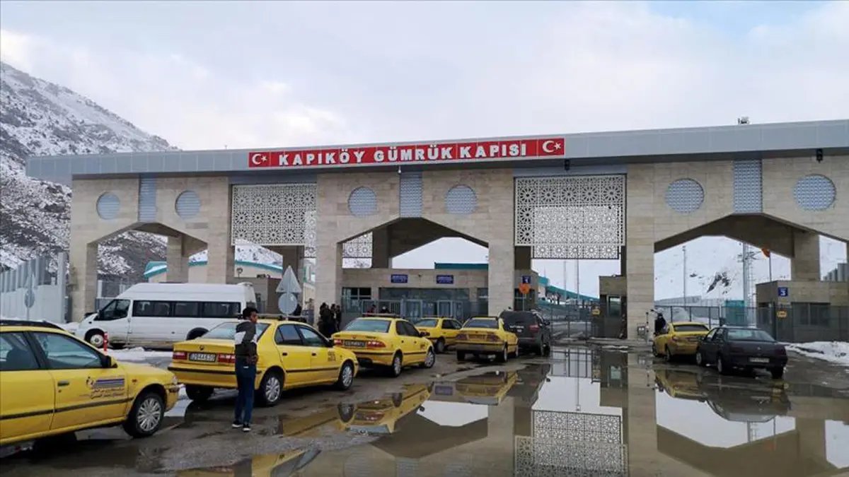 Türkiye-İran sınırında günübirlik geçişler durduruldu