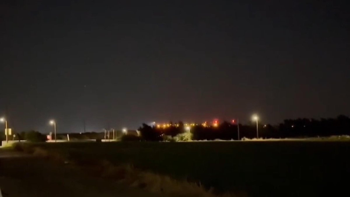 Güney Kıbrıs'ta patlama sesleri