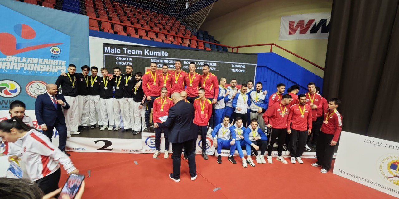 Bursa Büyükşehir Belediyesporlu karateciler Balkan Şampiyonası'nda madalya kazandı