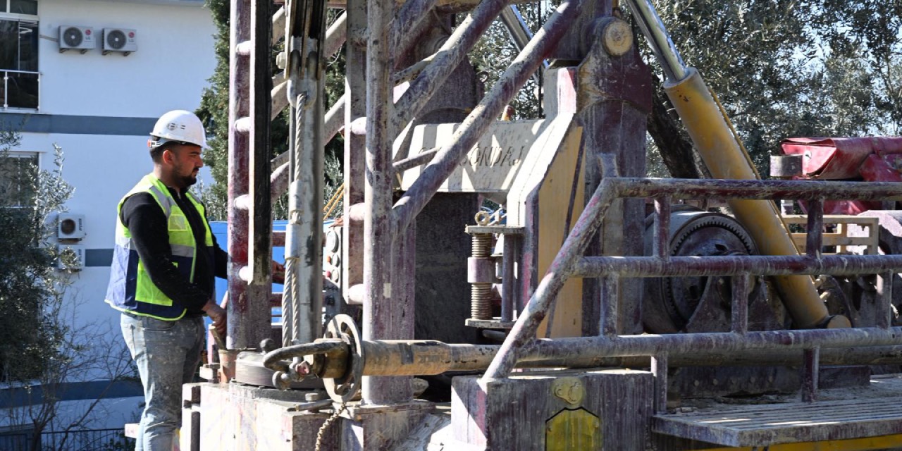 Aydın Kuşadası’nda sondaj çalışmaları sürüyor