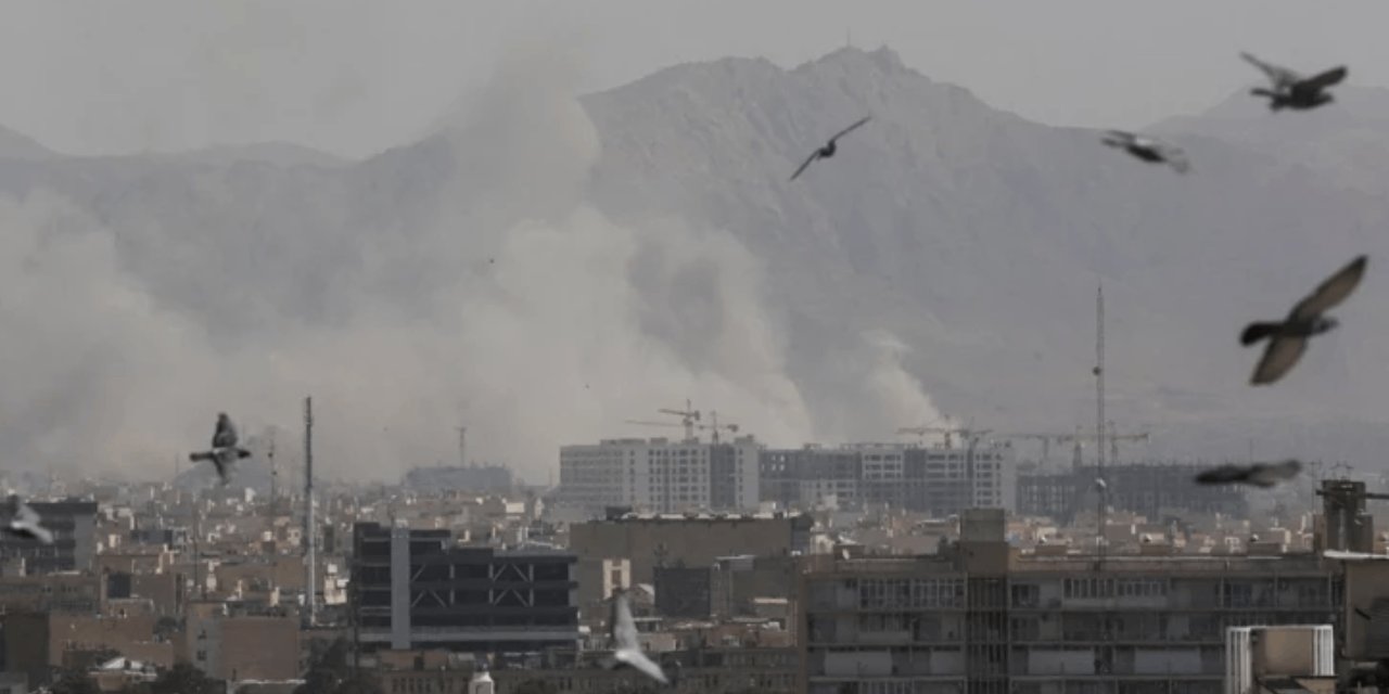 Tahran’da tarihi karar: Yetkiler eyaletlere devredildi