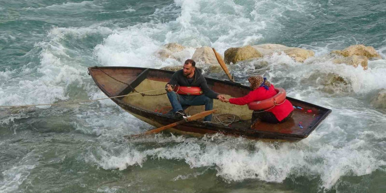 Seyhan Nehri’nde can pazarı