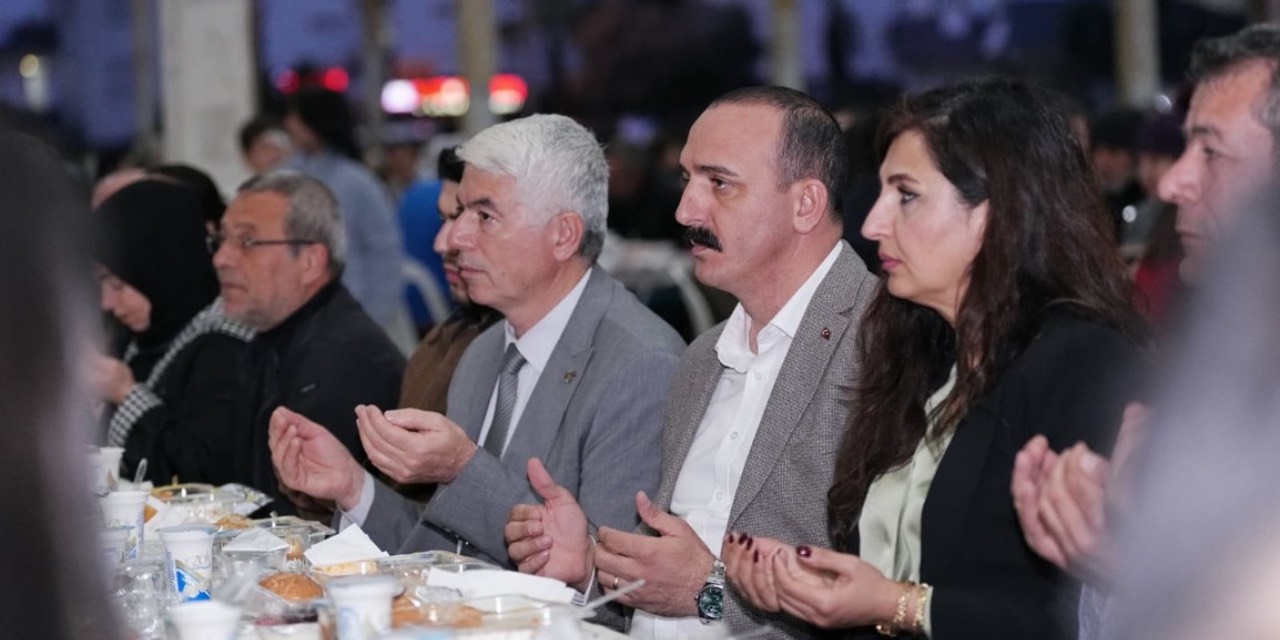 Konyaaltı Belediye Başkanı Kotan, şehit aileleri ve gazilerle iftar programında buluştu