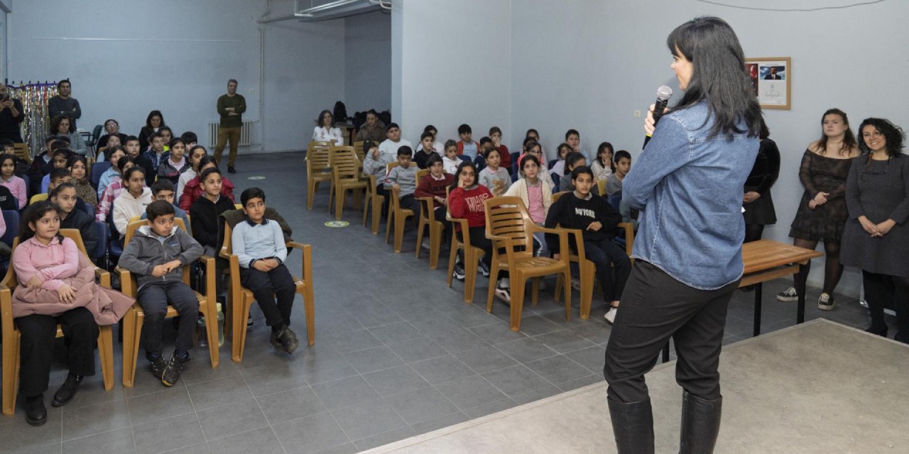 İzmir’de çocuklar iklim eylemi için harekete geçti