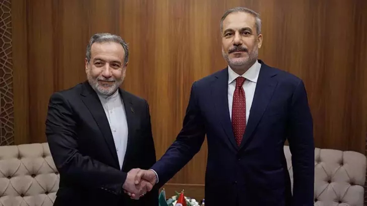 Dışişleri Bakanı Hakan Fidan, Abbas Arakçi ile görüştü