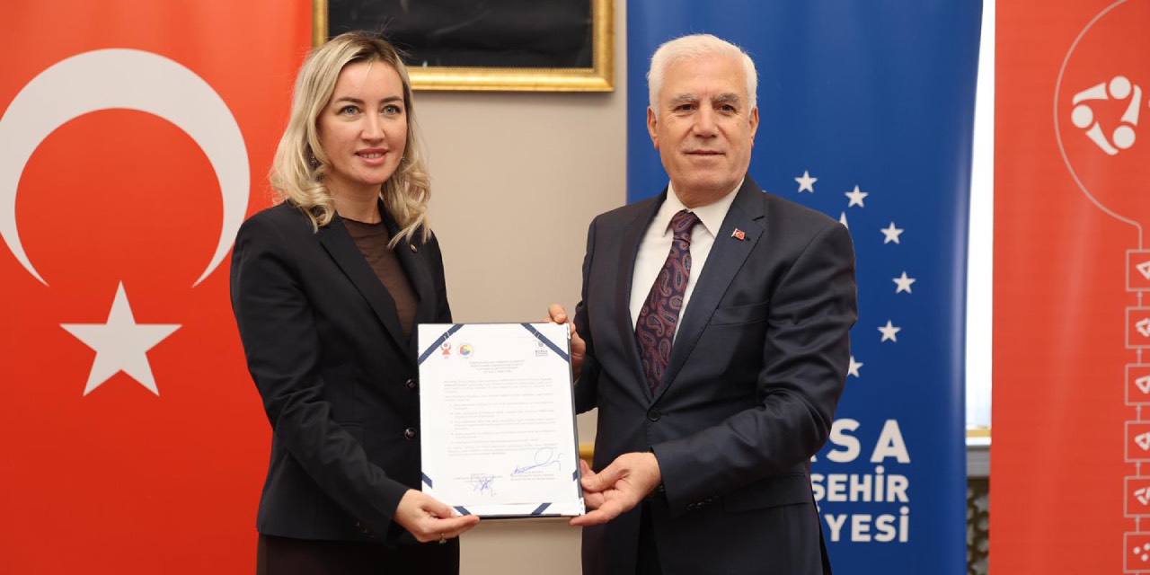 Bursa Büyükşehir, Sanayide Kadın Eli Projesi’ne destek