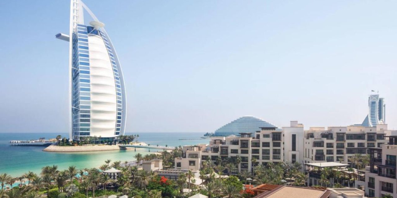 Dubai'de otel fiyatları dibe vurdu: Orta Doğu'da savaş sonrası şoke eden fiyatlar
