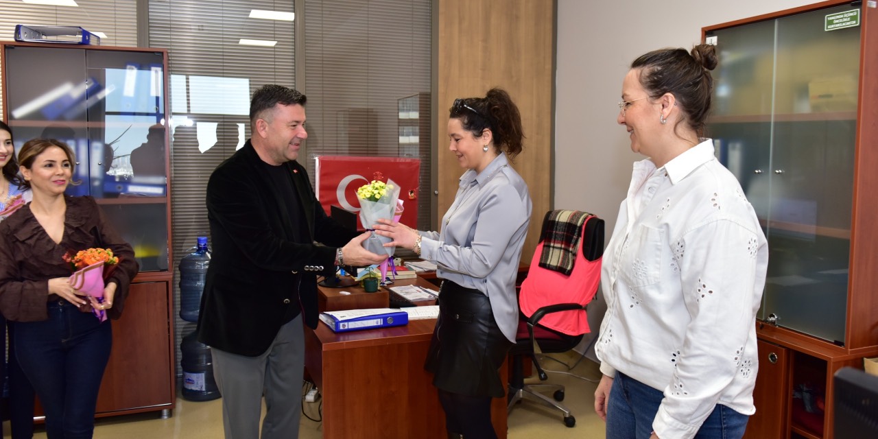 Bursa Büyükşehir Belediyesi’nden kadın çalışanlara 8 Mart sürprizi