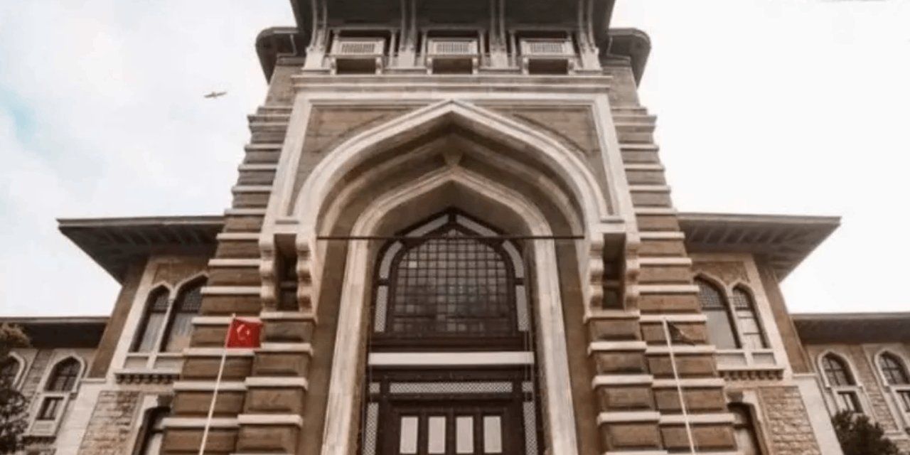 İstanbul Erkek Lisesi'nde kavga soruşturması tamamlandı: 20 öğrenciye ceza