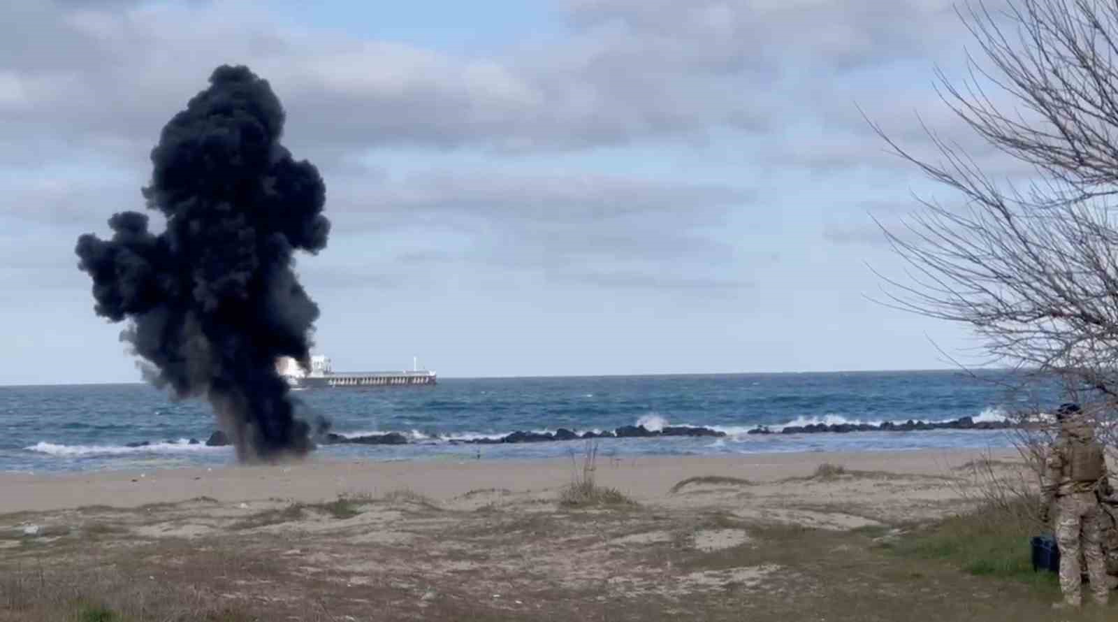 Sakarya'da halk plajında İHA paniği