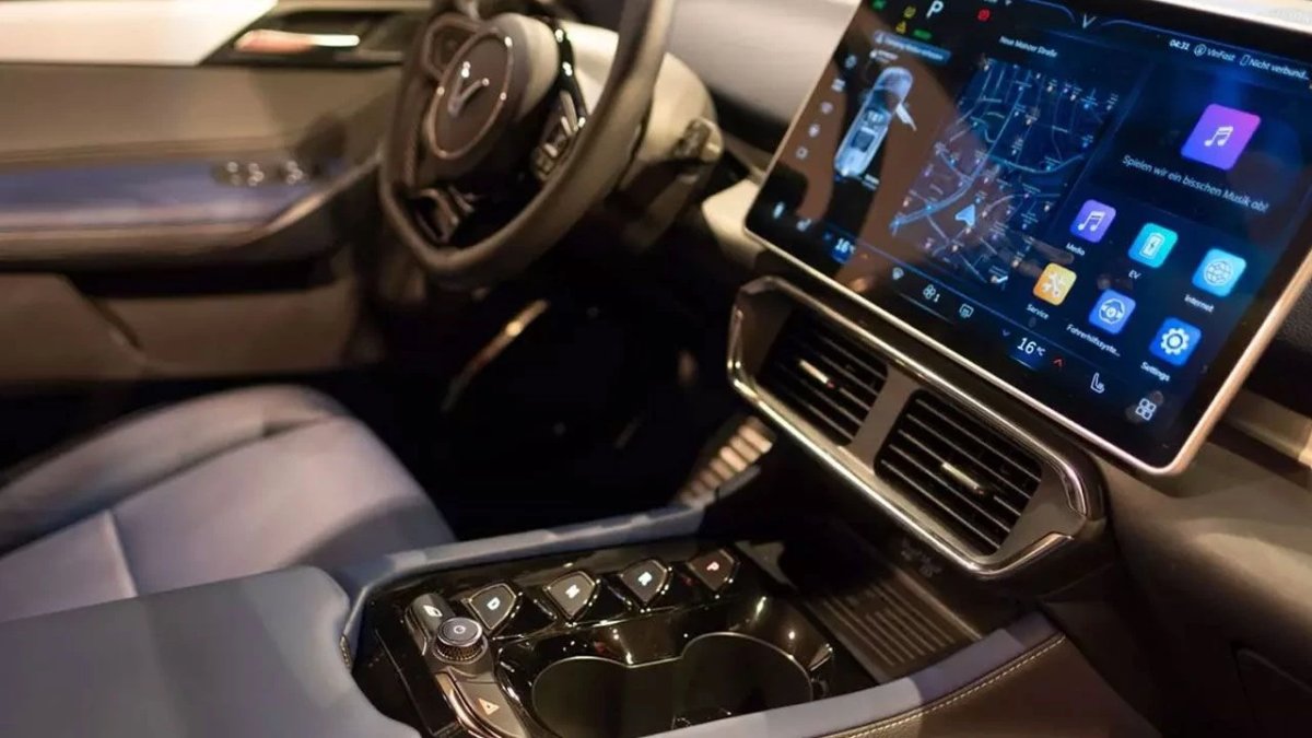 Trafikte yeni dönem: Multimedya ekranı kullananlara ağır ceza