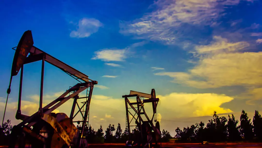 İran-ABD gerilimi enerji piyasalarını sarstı: 32 ülkeden acil durum hamlesi