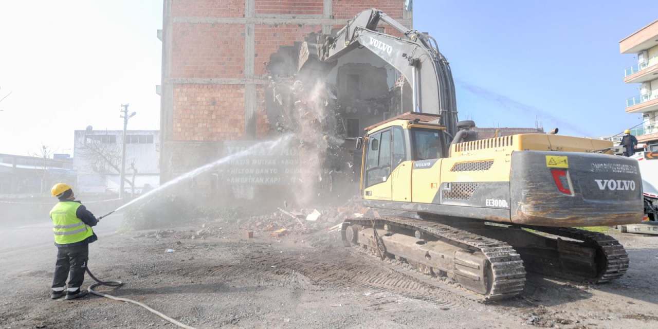 Karşıyaka’da ulaşımı rahatlatacak projede çalışmalar sürüyor