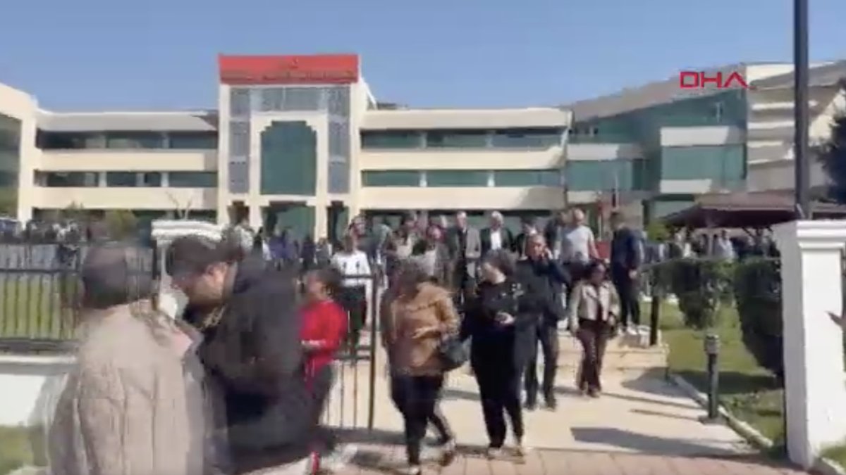 Antalya’da kaymakamlık binasında silah sesleri