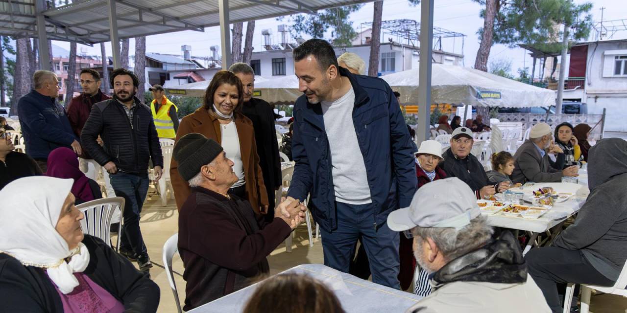 Manavgat Belediyesi'nden vatandaşlarla iftar buluşması
