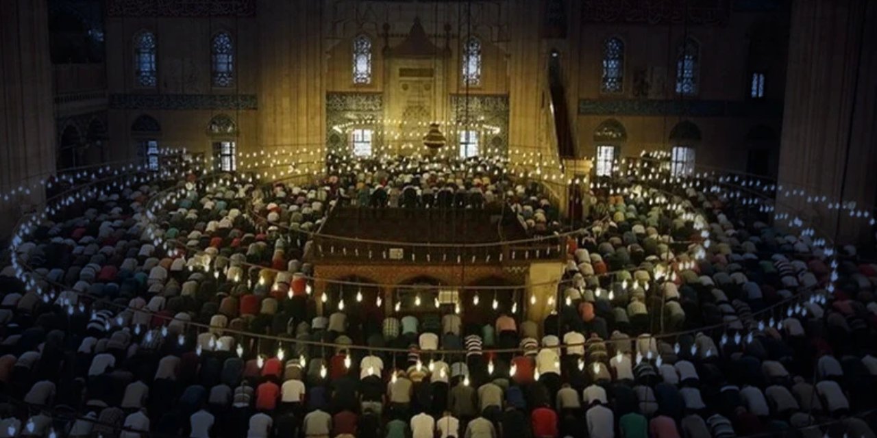 2026 Ramazan Bayramı namaz saatleri: İstanbul, Ankara, Bursa, İzmir ve Gaziantep’te bayram namazı kaçta?