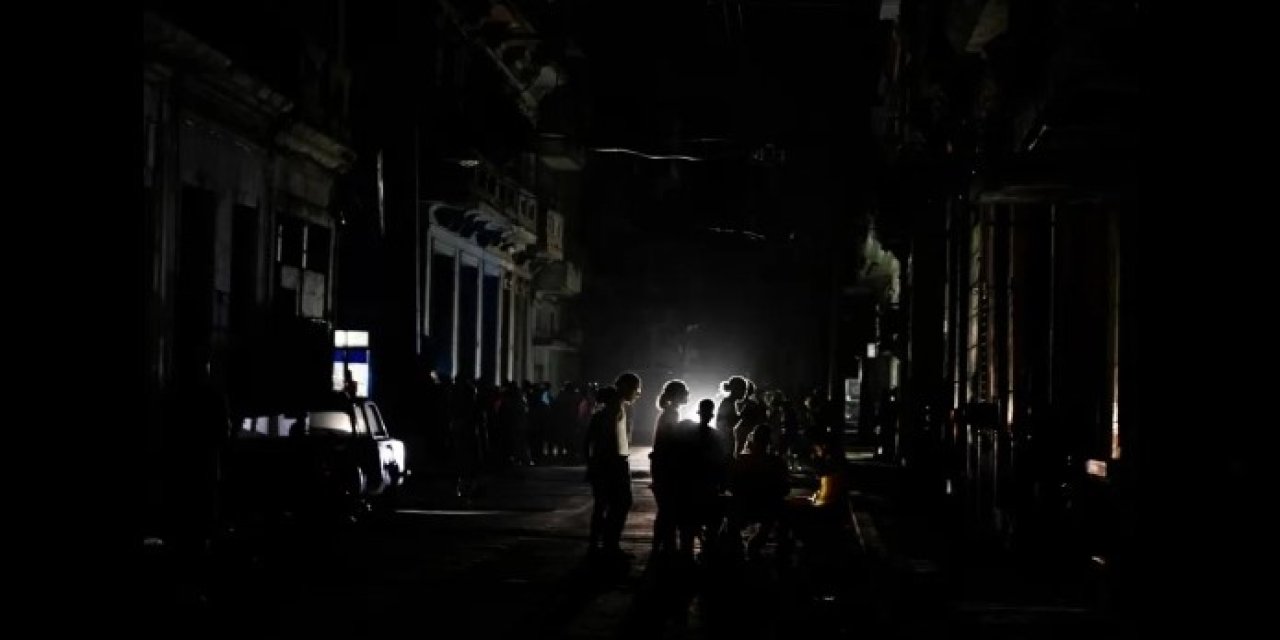 Küba karanlığa gömüldü: 6 büyüklüğünde deprem meydana geldi