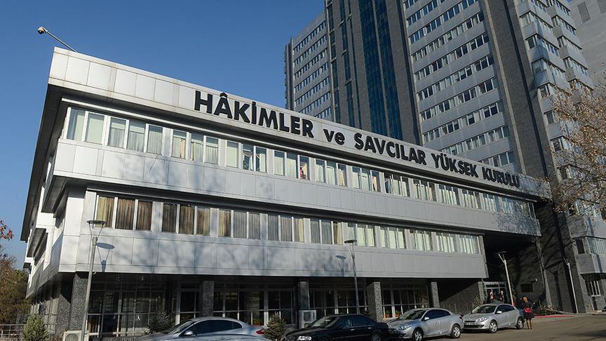 HSK’dan kritik kararname: Görev yerleri değişti