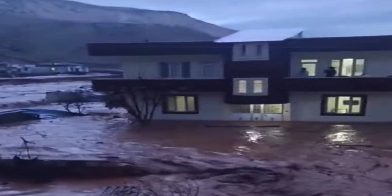 Şırnak'ta sel: Evler sular altında kaldı