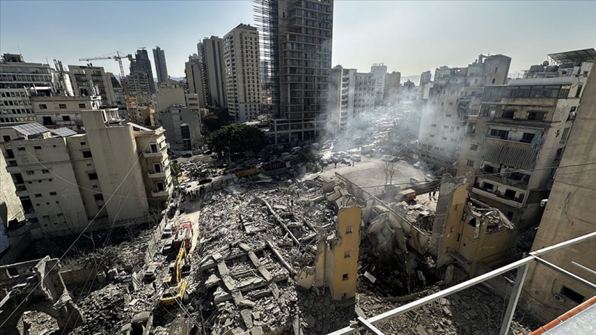 İsrail Lübnan'a saldırdı: Ölü ve yaralılar var