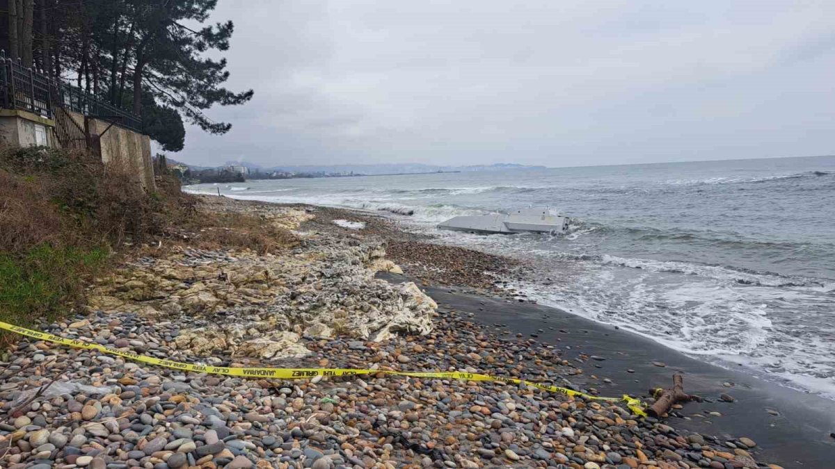 Ordu’da sahile insansız deniz aracı vurdu