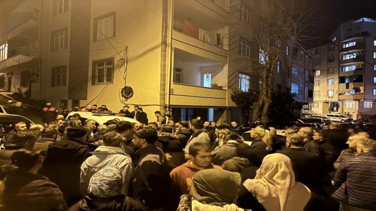 Sarıyer’de toprak kayması: 6 bina tahliye edildi