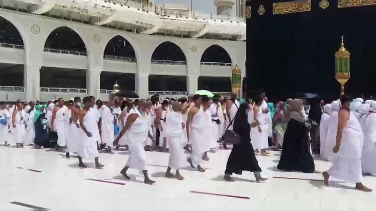Umre yolculuğu kabusa döndü: 600 kişi mağdur, şirket iflas etti