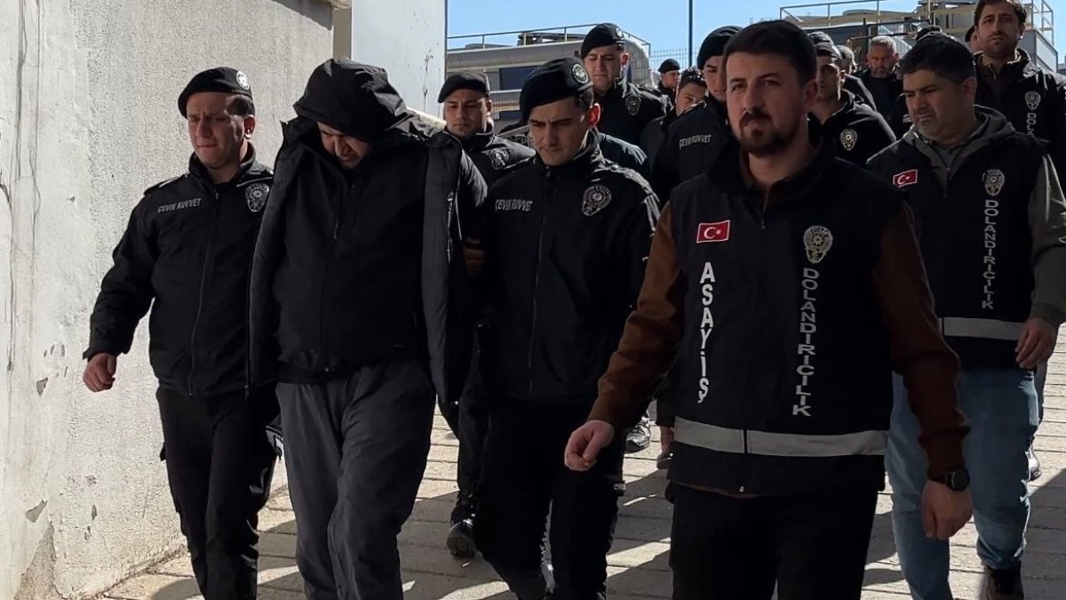 7 üniversite mezunu akademisyenin şoke eden dolandırıcılık planı