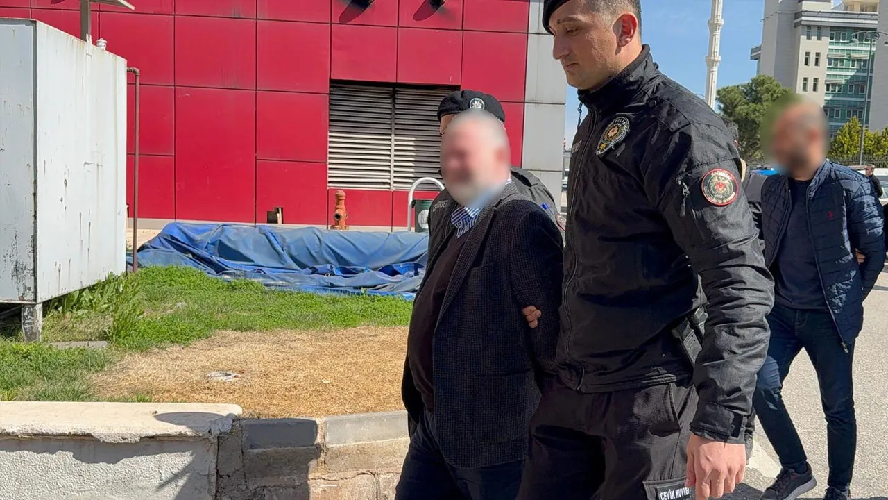 7 üniversite bitiren tahsilli dolandırıcı yakalandı: 521 milyonluk vurgun yaptı