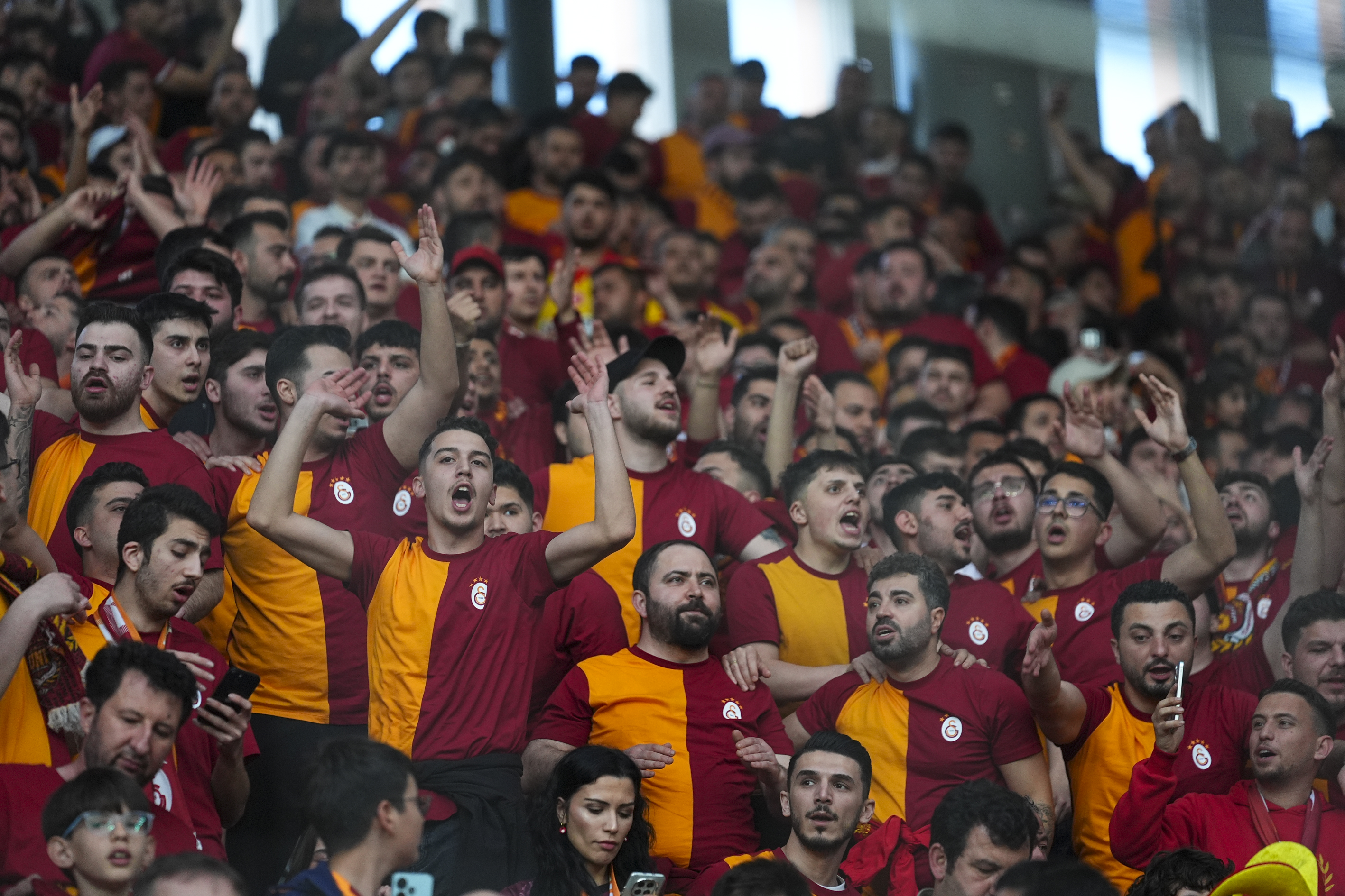 Galatasaray Göztepe'yi 3 golle geçti