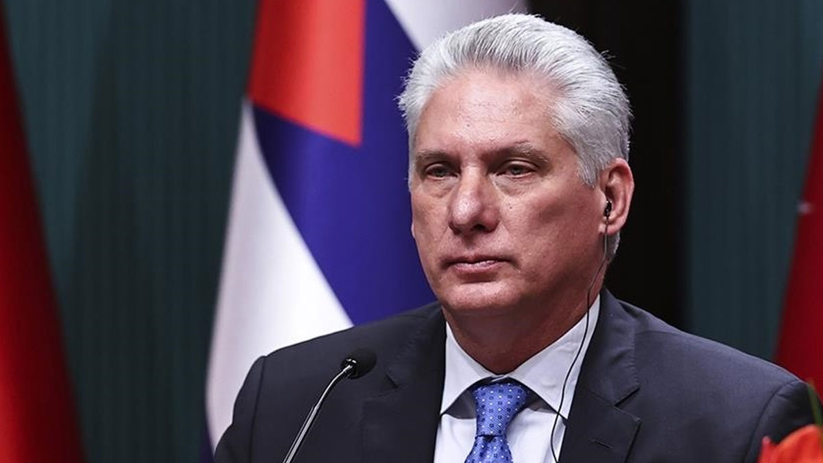 Küba liderinden ABD’ye net mesaj: Bizim sözlüğümüzde teslim olmak yok