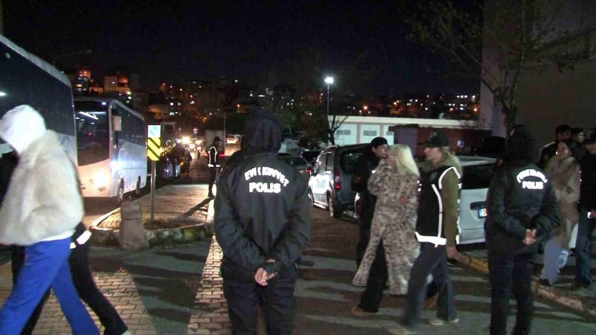 Ünlülere yönelik uyuşturucu soruşturması: 17 isim adliyeye sevk edildi