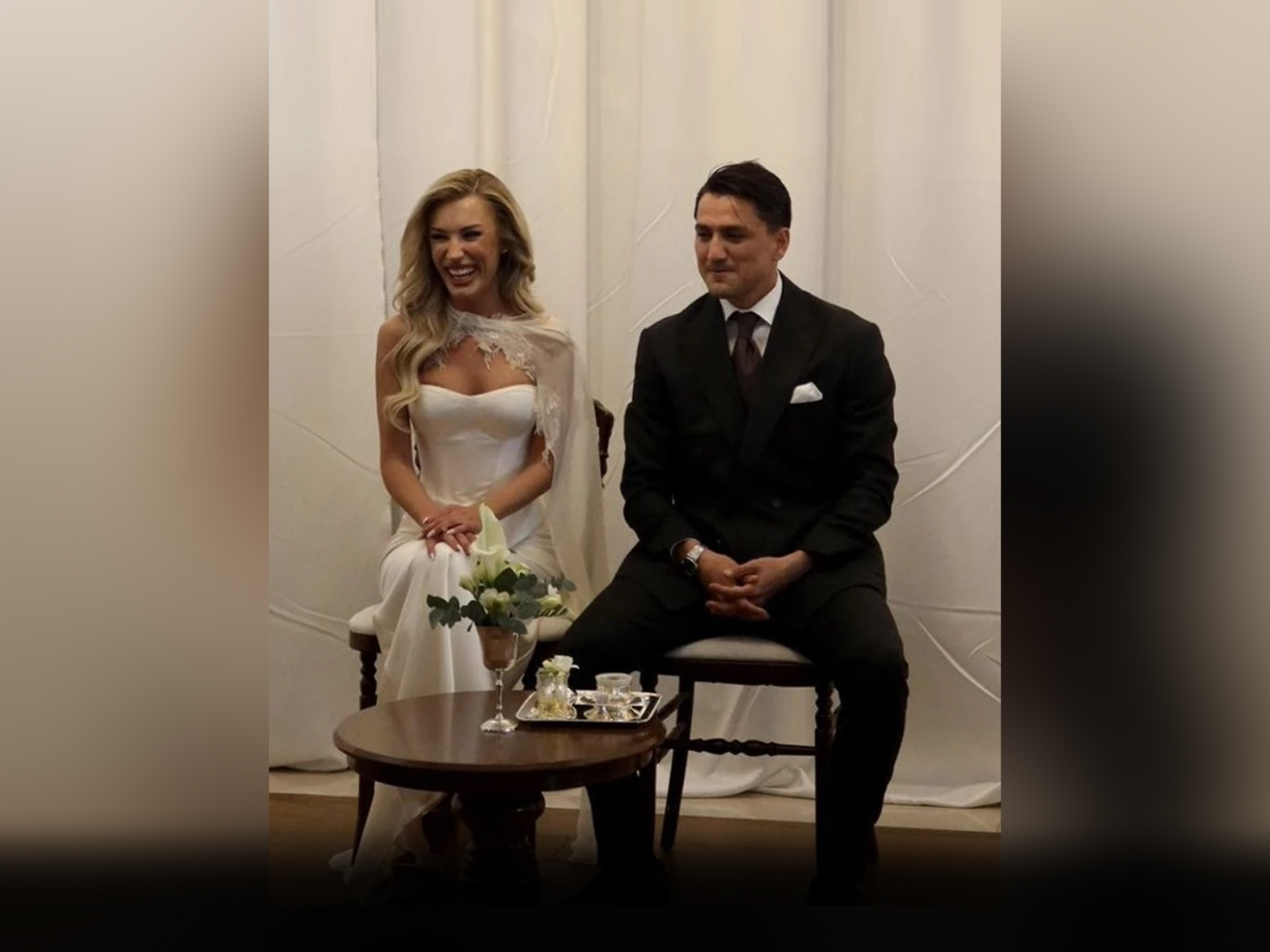 Cengiz Ünder ile model Bilge Yenigül nişanlandı