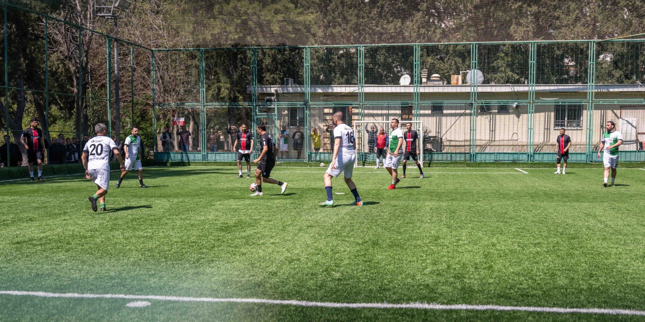 Bornova Belediyesi’nde birimler arası futbol turnuvası başladı