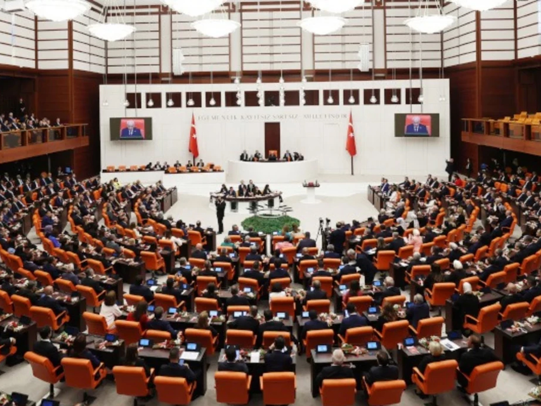 Okul saldırılarına yönelik Araştırma Komisyonu kuruluyor