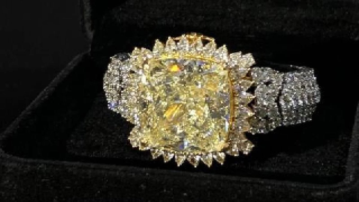 Kaçak getirildi, Kapalıçarşı’da yakalandı: 3 milyon dolarlık elmas