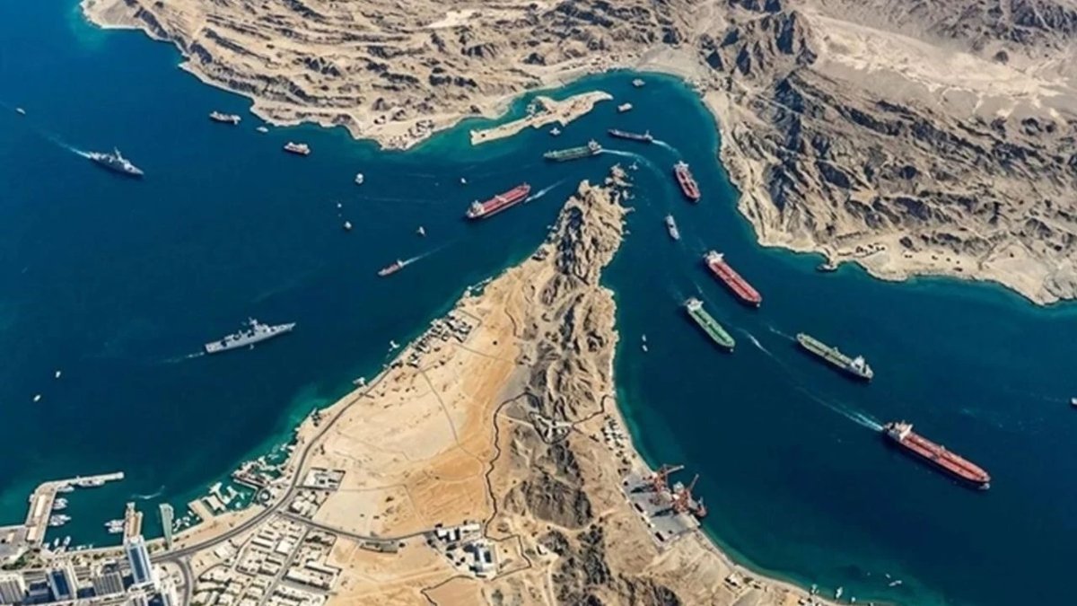 Hürmüz Boğazı yeniden kapatıldı: İran duyurdu