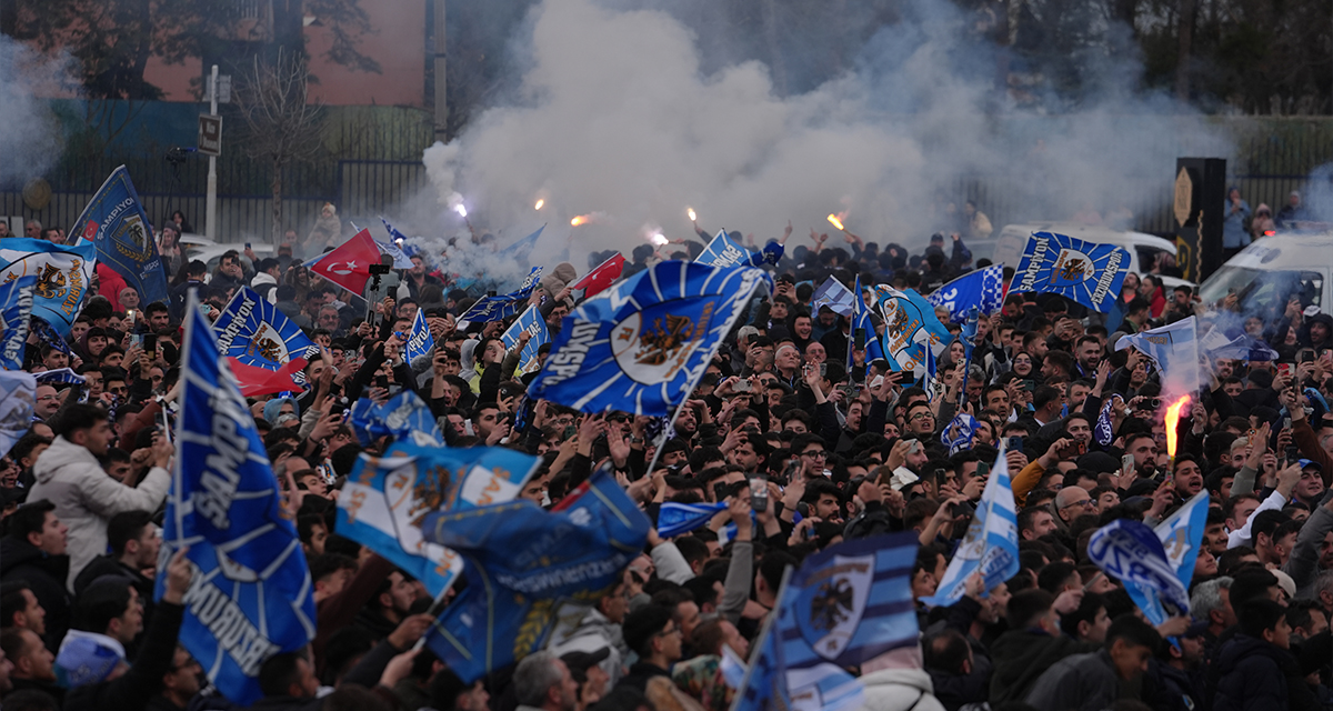Süper Lig'e yükselen ilk takım Erzurumspor oldu