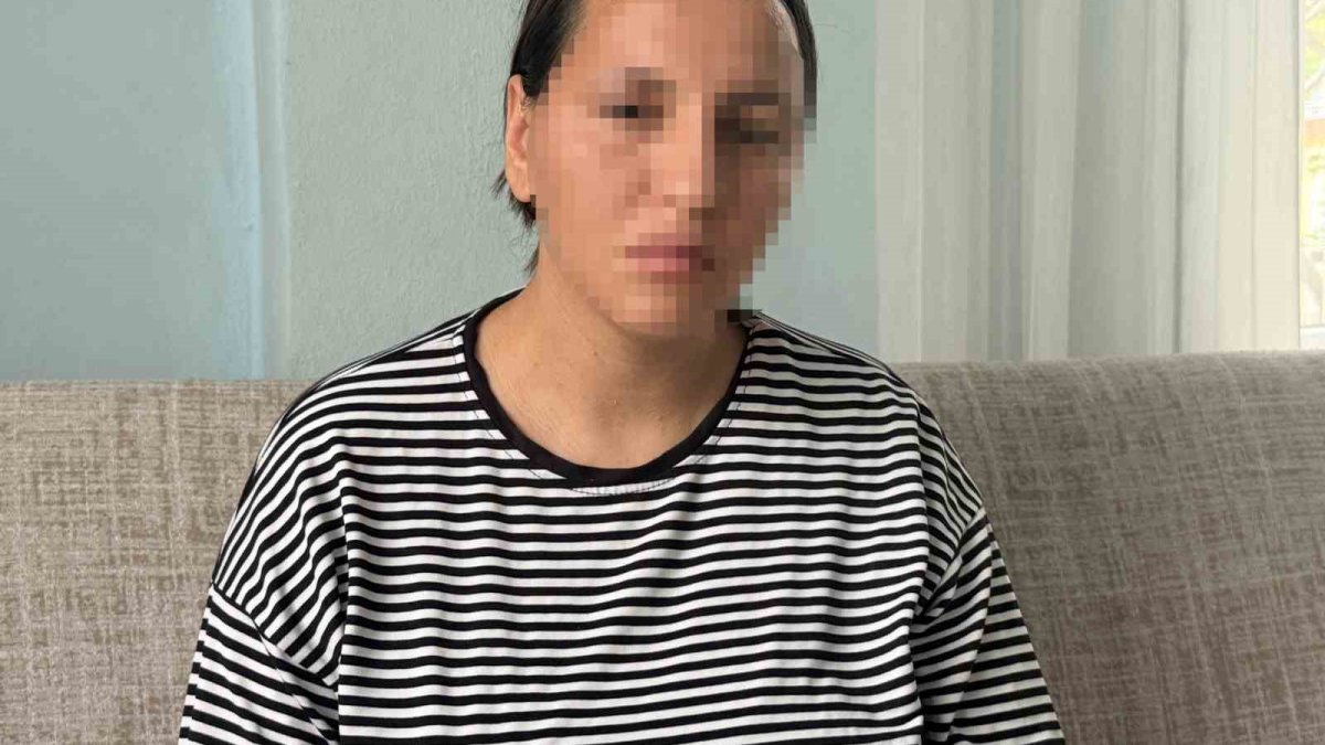 Hayatta kalmak için ölü taklidi yaptı! Mersin'de dehşet: Eşini 17 bıçak darbesiyle saldırdı