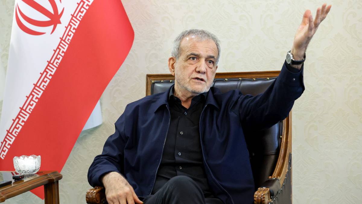 Pezeşkiyan’dan 'akılcı' çıkış: Savaş kimsenin yararına değil!