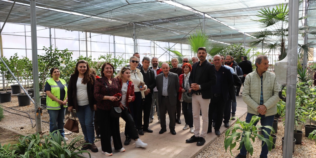 Muhtarlardan Eskişehir Büyükşehir'in örnek tesislerine gezi